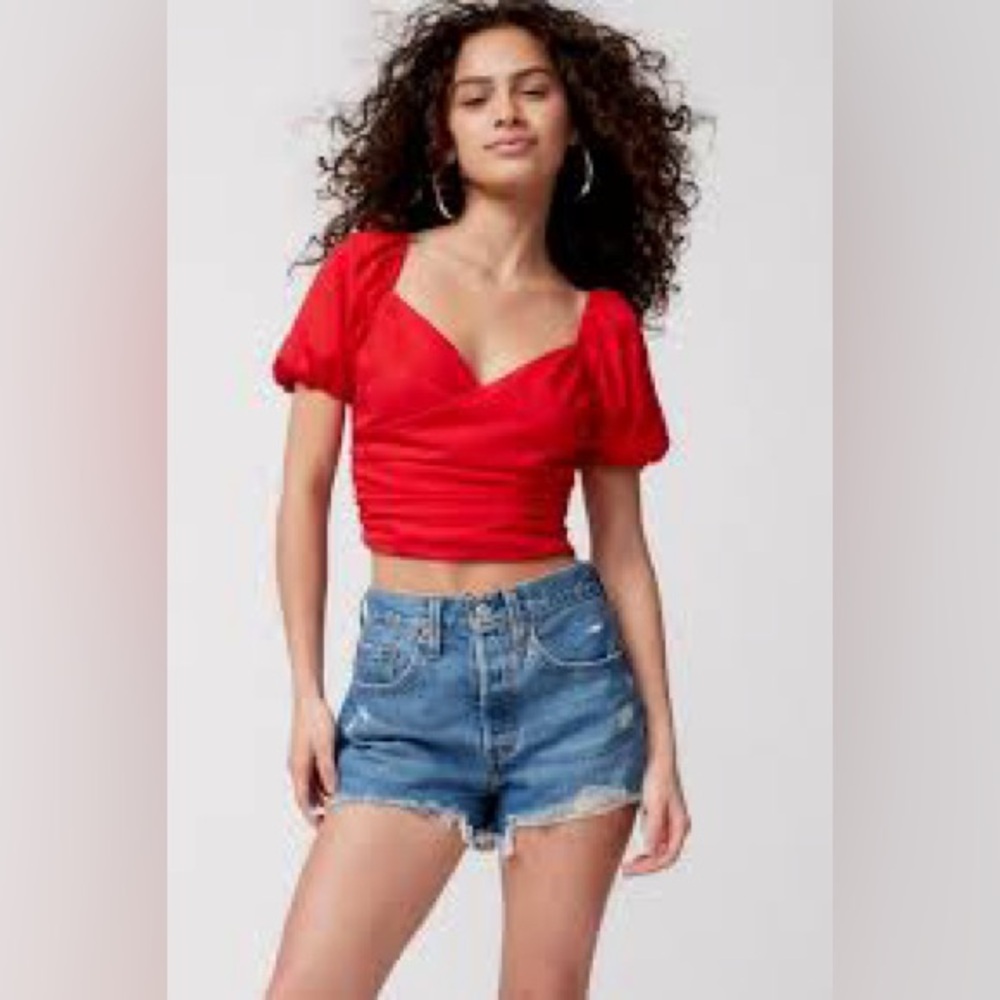 URBAN‎ OUTFITTERS NWT Red Puff Sleeve Crop Top M